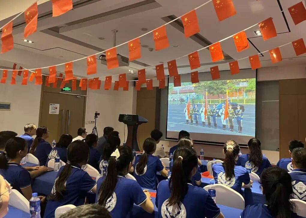 湘聯電纜集體觀看九三閱兵，汲取奮進力量！